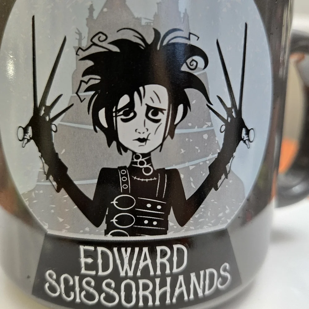 Edward Scissorhands 20th Century Studios Ceramic Mug 20oz NWT